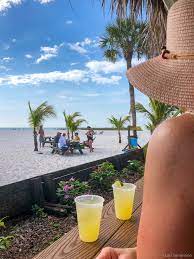 Ruby tuesday (9001 park royal drive). 9 Fort Myers Beach Bars For Fun Food And Fantastic Drinks Naples Florida Travel Guide