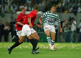 O site oficial da maior competição de clubes do mundo; Ha 15 Anos Ronaldo Convenceu Ferguson A Assinar O Casamento Perfeito