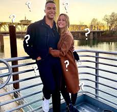 Rumor has it that clare crawley leaves her 'bachelorette' season early to pursue a relationship with contestant dale moss. Oej6onh1 Ljorm