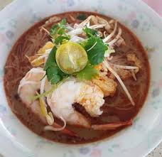 Jun 26, 2021 · the two visits and the subsequent exposure on his shows that chef anthony bourdain had made to kuching, has promoted laksa sarawak to being a household name throughout the known world where his. Sarawak Laksa Recipe Savour Of Asia