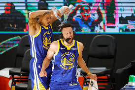 Карри стефен (stephen curry) баскетбол защитник сша 14.03.1988. Stephen Curry Passes Wilt Chamberlain As Warriors Scoring Leader The New York Times