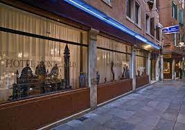 Guest rooms offer a flat screen tv, a minibar, and air conditioning, and venice best western makes getting online easy as free wifi is available. Hotel Front View Picture Of Hotel Montecarlo Venice Tripadvisor