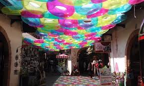 Es parte de la macrorregión del bajío occidente o centro occidente de méxico. Artesanias Tipicas De Jalisco Y De Mexico Opiniones De Viajeros Sobre Tlaquepaque And Tonala Artisans Tour Guadalajara Tripadvisor