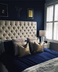 You can choose different colors of rocks for a contemporary look and paint the frame deep brown to add dimension. Top 60 Best Headboard Ideas Bedroom Interior Designs