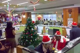 So, these were some of the best christmas office decoration ideas. Christmas Decoration Ideas For Office Decorchamp
