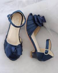 Satin Low Heel Peep Toe Sandals With Grosgrain Bow In 2020 Little Girl Shoes Navy Blue Shoes Girls Navy Blue Shoes