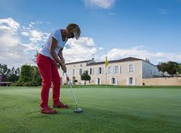 Wifi and wired internet are free in public spaces. Ein Einzigartiger Golfplatz Zwischen Den Landes Und Der Gascogne