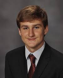 Davenport announces valedictorian, salutatorian