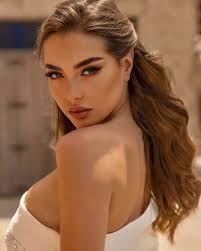 𝗕𝗥𝗘𝗔𝗧𝗛𝗧𝗔𝗞𝗜𝗡𝗚