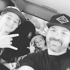 Just wondering what most of you are using for a grill ? Any advice would be  greatly appreciated, Gordy