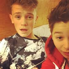 Alyssa Leanne (alyssaleanne85)