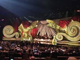 review of elton john the million dollar piano las vegas nv