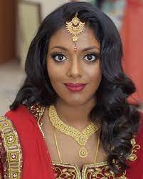 One More Of Dhanya In Her Reception Outfit Those Eyes Though Makeup Mua Makeup Darkskin Asianbride Asian Asian Bridal Asian Bride South Indian Bride