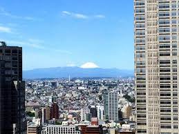 The View Of Mt Fuji From Our Room Picture Of Keio Plaza Hotel Tokyo Nishishinjuku Tripadvisor