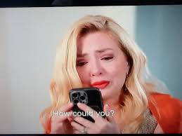 Anderkant die swaar kry. Aih Shengul bring al die geheime uit 😂