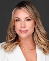 Angela Marino Okanagan Realtor‎‏ (@‏‎angelarosemarino‎‏) • صور ومقاطع فيديو  على Instagram