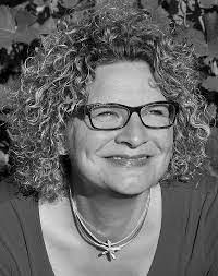 Emily Stich's Instagram, Twitter & Facebook