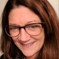 Lizzie Slaughter's Instagram, Twitter & Facebook