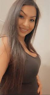 I am going to be 50 years old and I had twins 4 years ago and I was not  able to get pregnancy photo done could someone please make these photos  beautiful