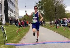 This article provides a brief overview of jakob's historic and recent training volumes. Jakob Ingebrigtsen Breaks Norweigan 5k National Record 13 29 World Athletics Flexibility Training Athlete