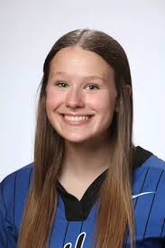 Kari Welter's Instagram, Twitter & Facebook