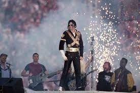 10 of Michael Jackson's Most Iconic Moments