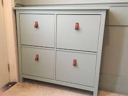 Mijn Gepimpte Ikea Schoenenkast Is Klaar Heb De Hemnes Schoenkast Geverfd In De Kleur Early Dew Net Als De Muur En De Lambri Schoenenkast Ikea Kast Opknappen
