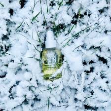 This Spring Snow Shower Has Got My Skin All Confused Here Is A Tip For This Snowy Humpday Add A Drop Of Beautycounter B Beautycounter Baby Oil Snow Showers