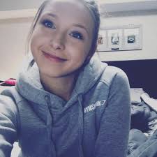 Brooke Riggin (@b_r_o_o_k_e_98)