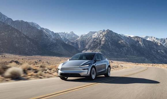 Utah EV Guide: How Many Miles Does a Tesla Last? | Axio Automotive