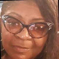 Michele Pryor's Instagram, Twitter & Facebook