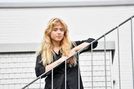 This formula fights breakouts, oil, and redness. Stimmwunder Tagerwilerin Paula Dalla Corte Gewinnt Mit Klarem Vorsprung The Voice Of Germany Die Schweiz Hat Einen Neuen Star