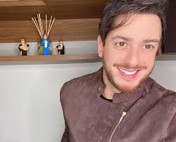 و إياك اخي الزويهد و فيكم بارك الله و نسعد بمرورك و مرور الأحبة مثلك و مشكلتك دائمة الحصول لكل الناس فلا تلقي بالا إذا كتبت المرة الأولى بالعربية فكل الصفحة سكتب بالعربية f5فأنت اكتب نشيد واحد فقط فإذا خرج لك بلغة أخرى اضغط إذا وجدت نفس المشكل. Ijako Corporation Posts Facebook