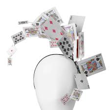 A pack of playing cards provided over 50 little canvases to do just that! New Tricks Up Your Sleeve Old Playing Card Crafts To Fall In Love With