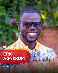 Happy #FacultyFriday! This month, we are featuring Professor Hernando Rojas.  His work focuses