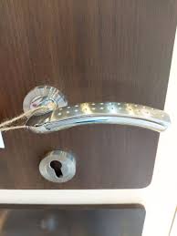 أقفال و اكسسوارات الأبواب Home Facebook