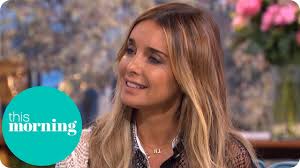 Please can you all remind me to never wear my hair like this again to the brits! Louise Redknapp Looks Younger With New Hair Style Entertainment Daily