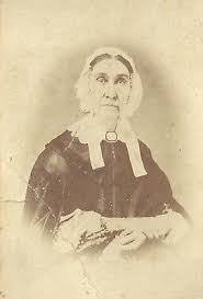 Portrait Of An Elderly Woman In A White Bonnet Click Here Double Your Traffic Get Vendio Gallery Now Free Antique Cdv Photo Carte De Vista Photo Of Very Clear Ph White Bonnet Photo Bonnets