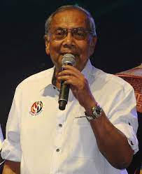 Ini disahkan menteri kerajaan tempatan sarawak, datuk dr sim kui hian, yang juga pakar kardiologi. Adenan Satem Wikipedia