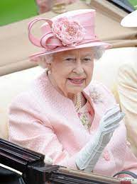 Hat Worn By Queen Elizabeth For The Prince Of Wales Investiture The Enchanted Manor