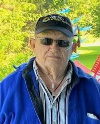 Floyd Holt's Instagram, Twitter & Facebook