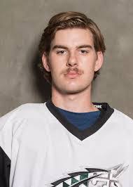 Justin Vickers's Instagram, Twitter & Facebook