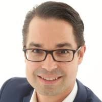 100+ perfiles de «Grisar»