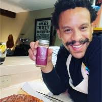 3200+ "Omari," profiles