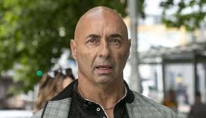 Witnesses describe moment Bray boxing coach Pete Taylor charged at gunman  in gym