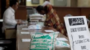 Insyaaallah, untuk zakat fitrah 3 kg sangat aman. Besaran Bayar Zakat Fitrah 2019 Di Bekasi Rp 40 000 Suara Jabar