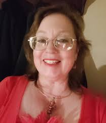 Good morning everyone! 😁Today is a new day to shine! Let's tackle this  Tuesday!!💪 Here's a set of seed bead bracelets with the colors Antique  Silver, and black that will add a