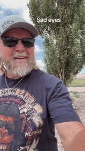 Sad Eyes by Robert John: A Nostalgic Tearjerker