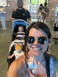 Kristi Mcgregor's Instagram, Twitter & Facebook