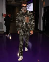 The los angeles lakers forward showed interesting things during the regular season, but that didn't prevent fans from criticizing him. Kyle Kuzma Outfit From January 16 2021 What S On The Star